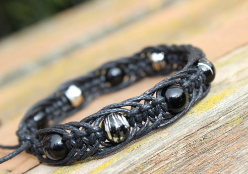 Náramek macramé/shamballa — foto 1