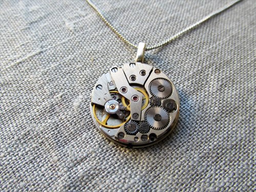 HODINKOVÝ steampunkový přívěsek II — foto 1