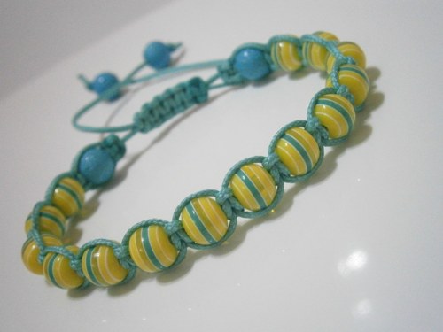 Modrožlutý náramek (macramé/shamballa)