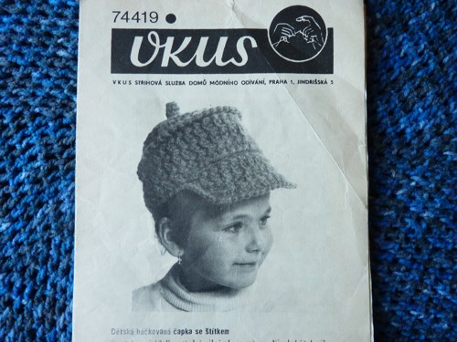 Vkus 74419, dětská čepice s kšiltem — foto 1