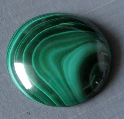 Malachit kabošon - 3cm, č.8 — foto 1