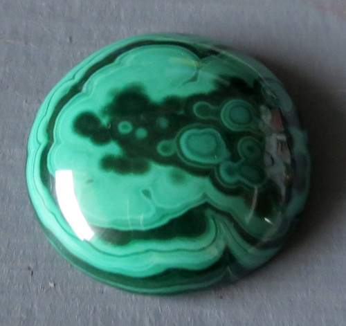 Malachit kabošon - 3cm, č.10 — foto 1