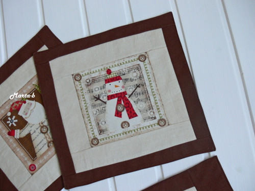 Ubrousek LET IT SNOW 30x30 cm REZERVACE — foto 1