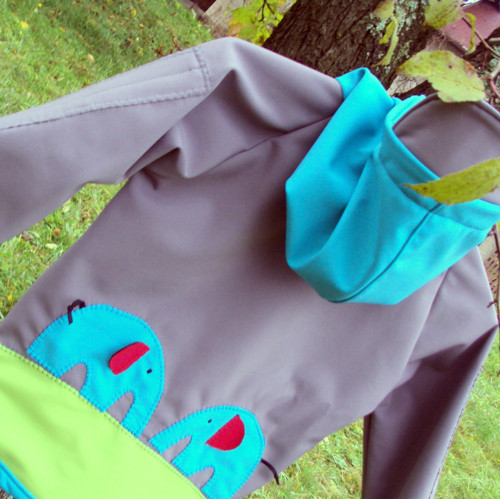 Rostoucí softshell. bundička 1-3 roky — foto 1