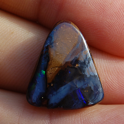 Boulder opál