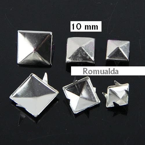 Cvočky pyramidy k dekoraci 10mm stříbrné 50ks