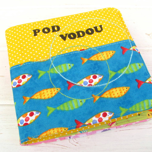 Šitá knížka - pod vodou — foto 1