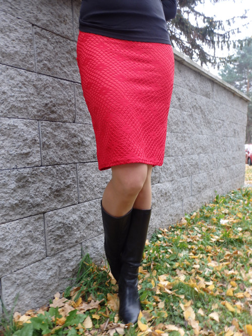 Červená sukně Elegant — foto 1