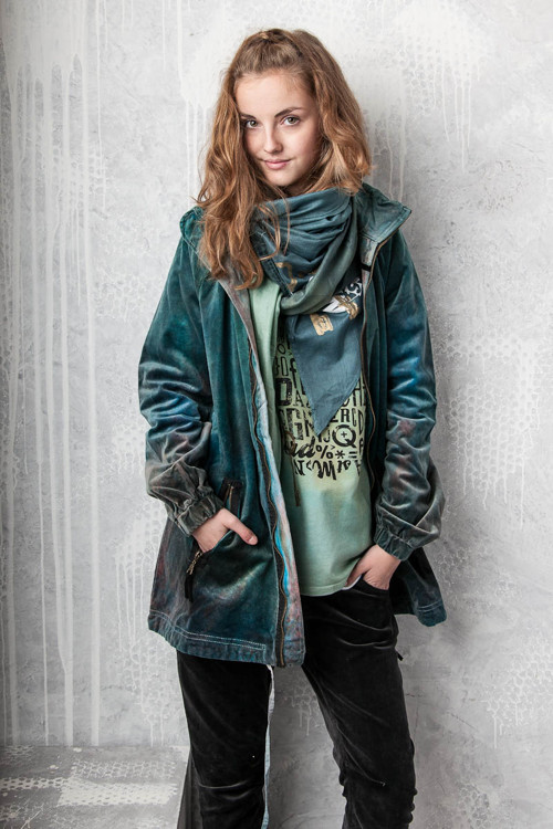 Sametová parka DO238 - vel. M *SLEVA* — foto 1