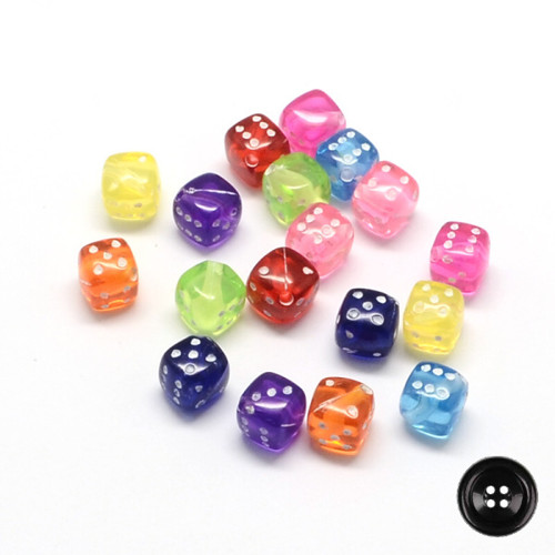 Korálky Hrací kostky 8x8mm (20ks) - náhodný mix