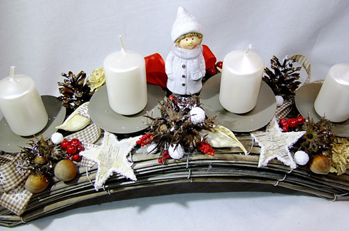Adventní oblouk - Šedá s červenými akcenty — foto 1
