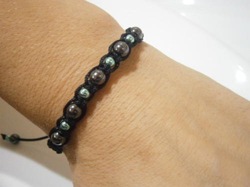 Náramek s Hematitem (macramé/shamballa) - Unisex — foto 1