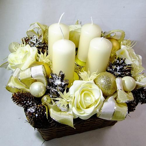 Adventní košíček - Krémové růžičky — foto 1