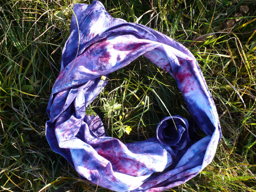 Šála do fialova
