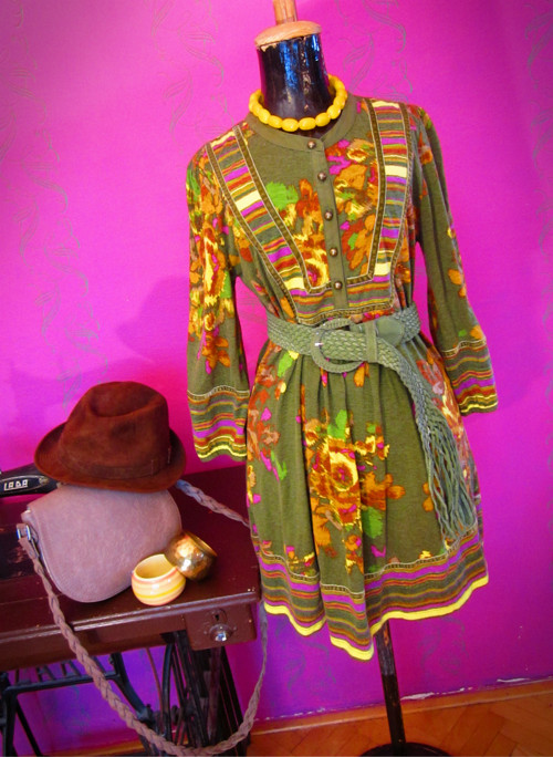 Šatečky multicolors — foto 1