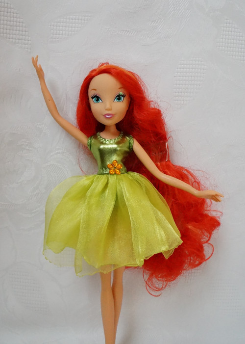 Šaty pro vílu Winx — foto 1