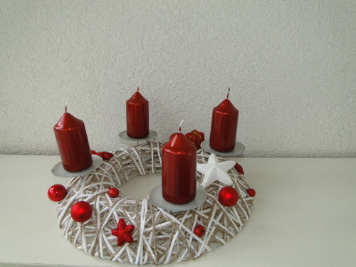 Adventní věnec červený