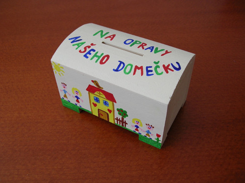 Pokladnička-na opravy našeho domečku