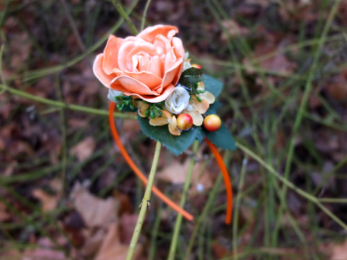 Čelenka s oranžovou růží — foto 1