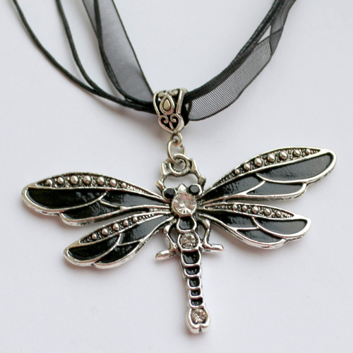Black dragonfly - náhrdelník — foto 1