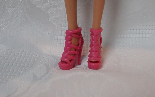 Botičky pro Barbie 2. jakost — foto 1