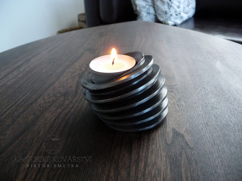 Kovaný svícen no.6 — foto 1