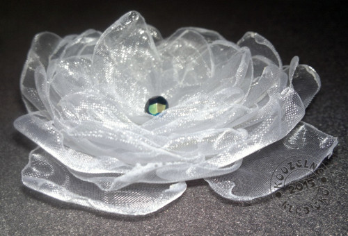 Květ Bílá nevinnost 7 cm