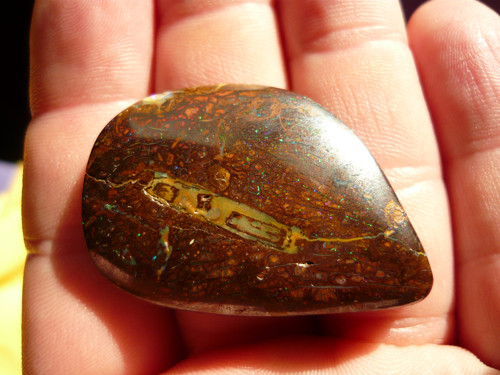 Australský Boulder Opál Leštěný Yowah Austrálie — foto 1
