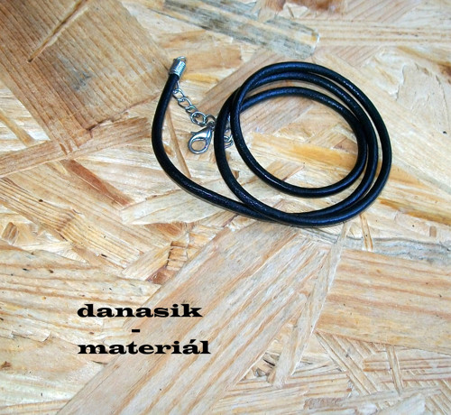 KOŽENÁ ŠŇŮRKA ČERNÁ - 3 mm - 55 cm — foto 1