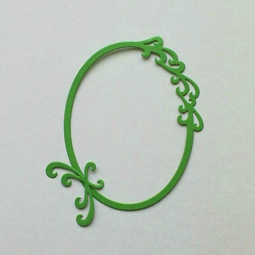 Výsek - Oválný rám a rohový ornament