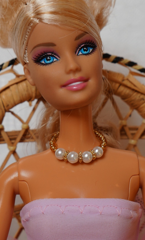 Šperk pro barbie - perličky ve zlatě — foto 1