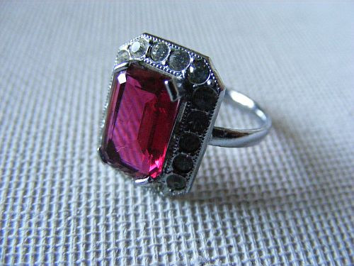 "Rubínový s diamanty" - prstýnek — foto 1