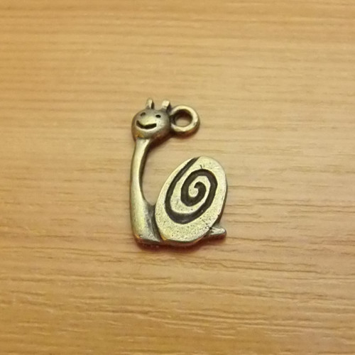 Šnek - starobronz - 14 x23mm