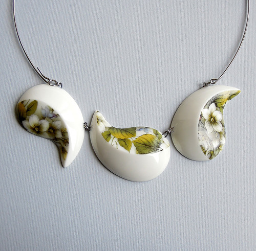 Leaves (porcelánový náhrdelník) — foto 1