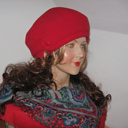 Baretka karkulková — foto 1