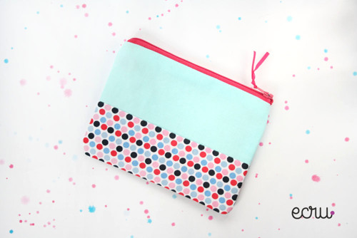 Malá taštička Dots — foto 1