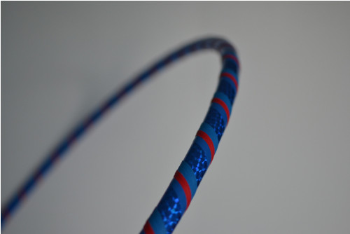 Obruč na hooping modro-červená 85 cm — foto 1