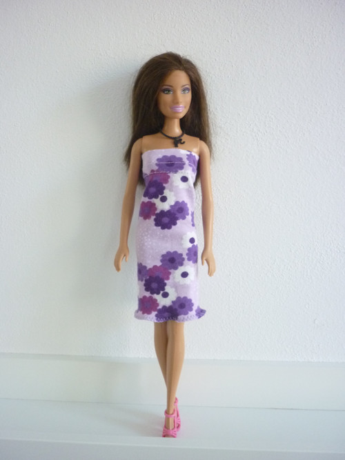 Šaty na panenku Barbie — foto 1