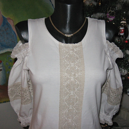 Halenka folklorní — foto 1
