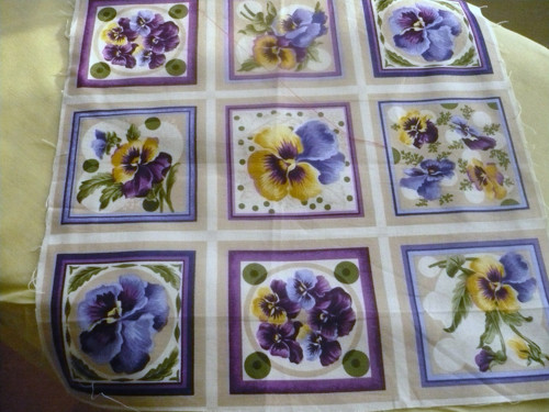 Panel látky - macešky — foto 1
