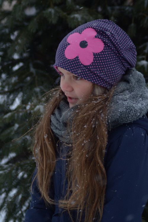 Čepička šmoulí — foto 1