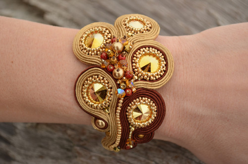 Soutache náramek Gold Cinnamon — foto 1
