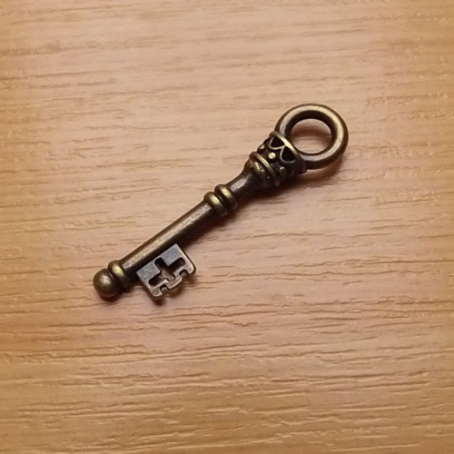 Klíč - starobronz - 10mm x 35mm