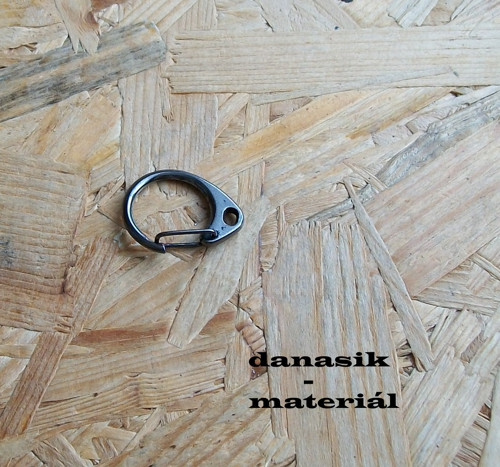Metal Gun Klíčenka
