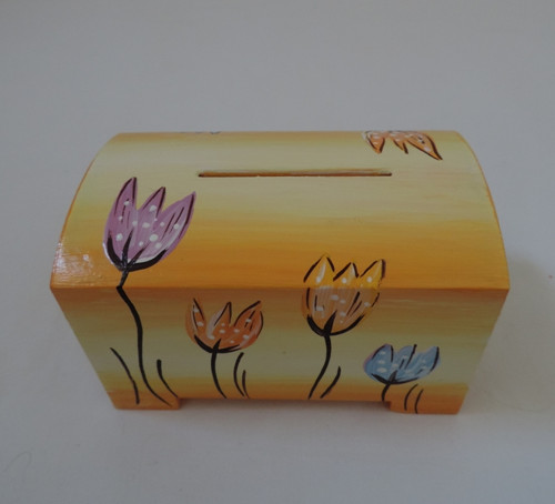 Pokladnička-kasička-tulipán