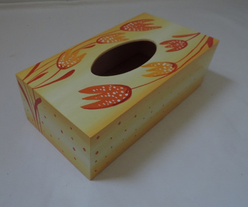 Krabička na kapesníky-tulipán