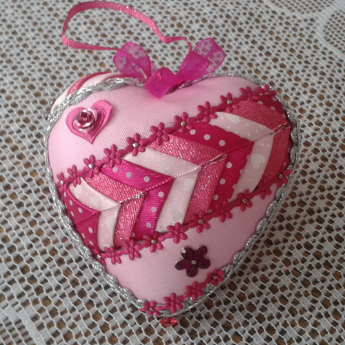 Něžné vyznání ( srdíčko-nešitý patchwork ) — foto 1