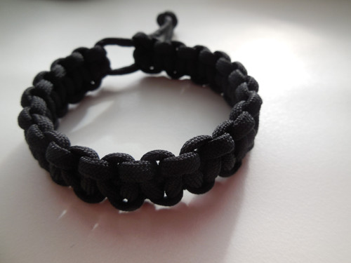 Paracord náramek bezpřezkový - EDC — foto 1