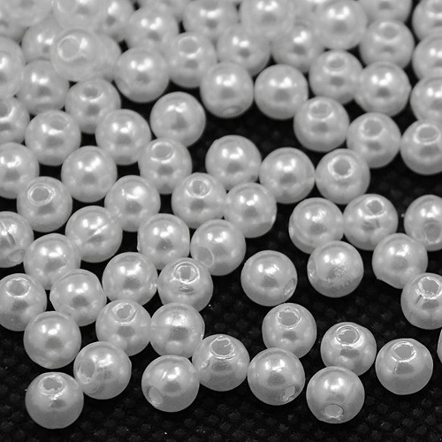 Akrylové perly bílé 4mm/100 ks