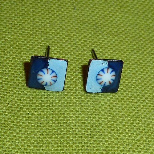 Bodovky modré half & half s kytičkou — foto 1